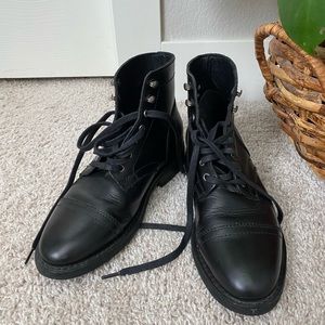 THURSDAY BOOT CO black boots
